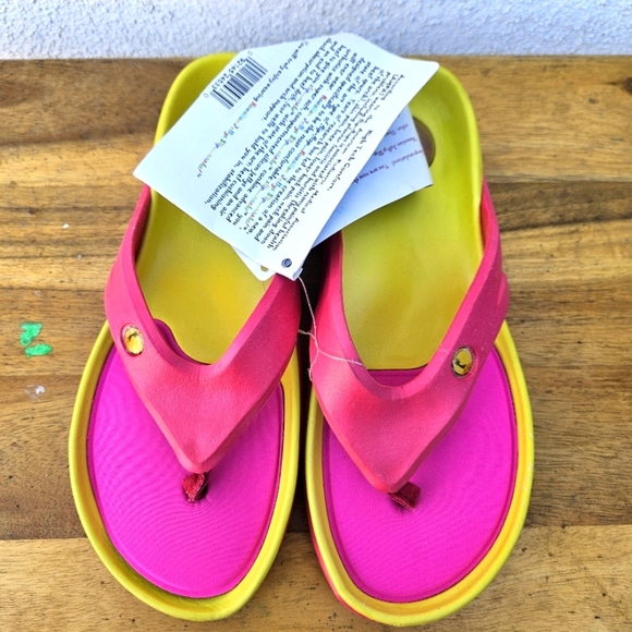 Hawaiian Jellys Ultra Comfort Mango Fruit Unisex  Sandals Women's Size 6 - Picture 8 of 15